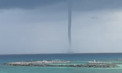 Se forma tromba marina en la playa de Xpu-Há