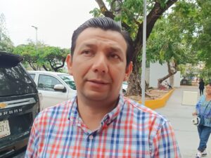 El secretario general del Ayuntamiento de Benito Juárez, Antonio Riveroll Ribbón,
