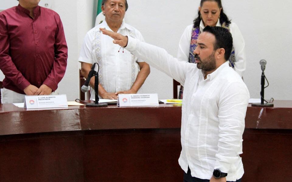 Urge regidor suplente transparencia en el erario público de Benito Juárez