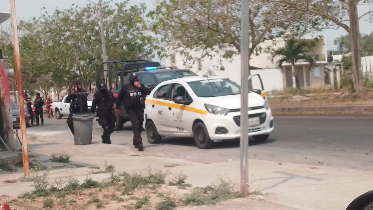 Hombres armados levantan a taxista en Chetumal