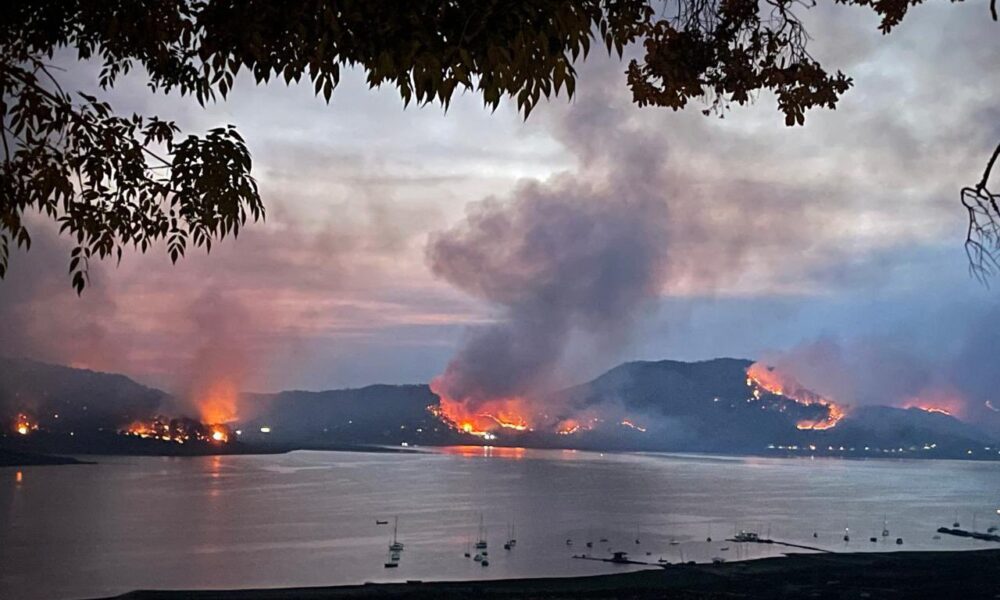 Estados de México: Incendios en Valle de Bravo