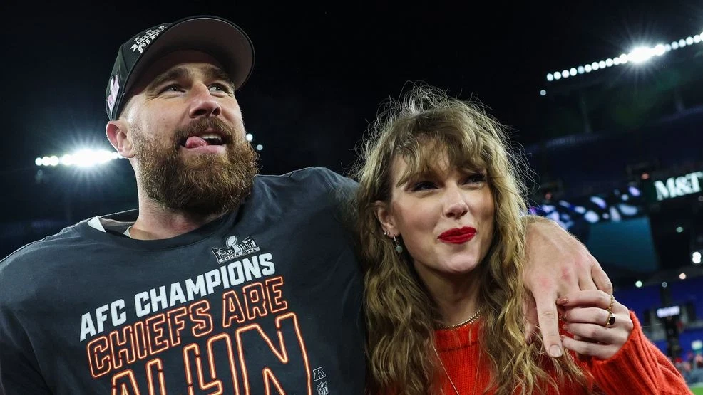 Taylor Swift anuncia su compromiso con Travis Kelce