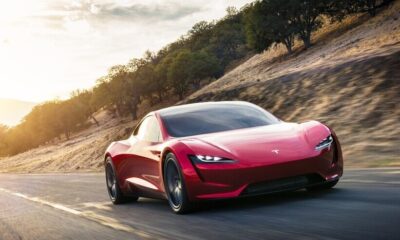 hacker que reveló fallos en el Autopilot de Tesla