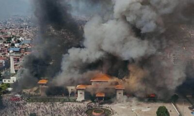 Estallido de protestas y caída del gobierno en Nepal