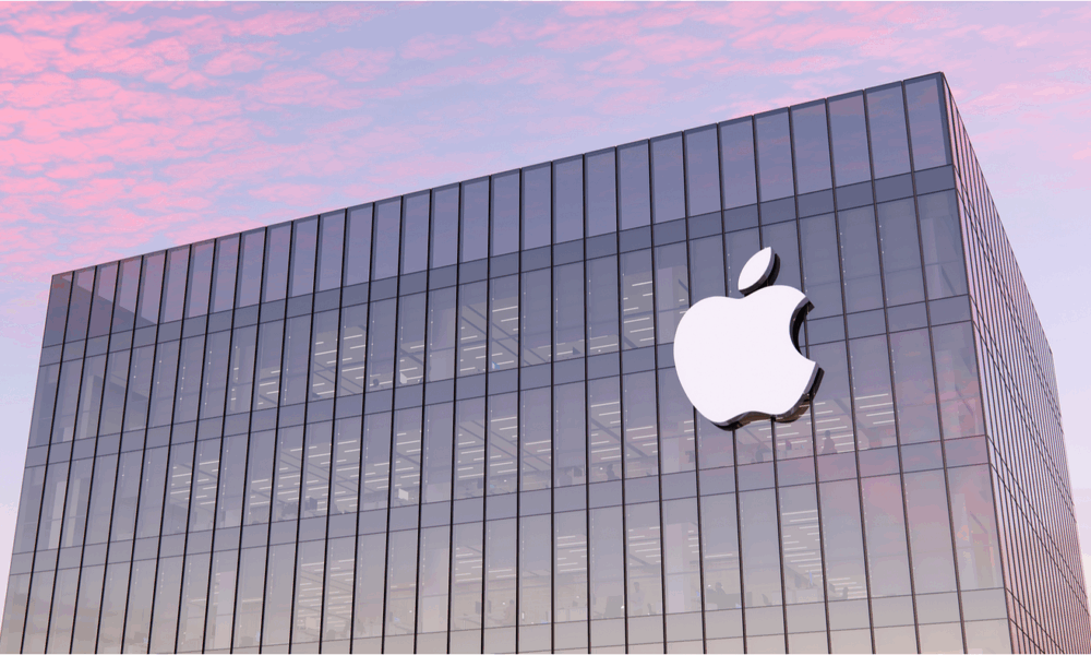 Apple supera 4 billones de dólares