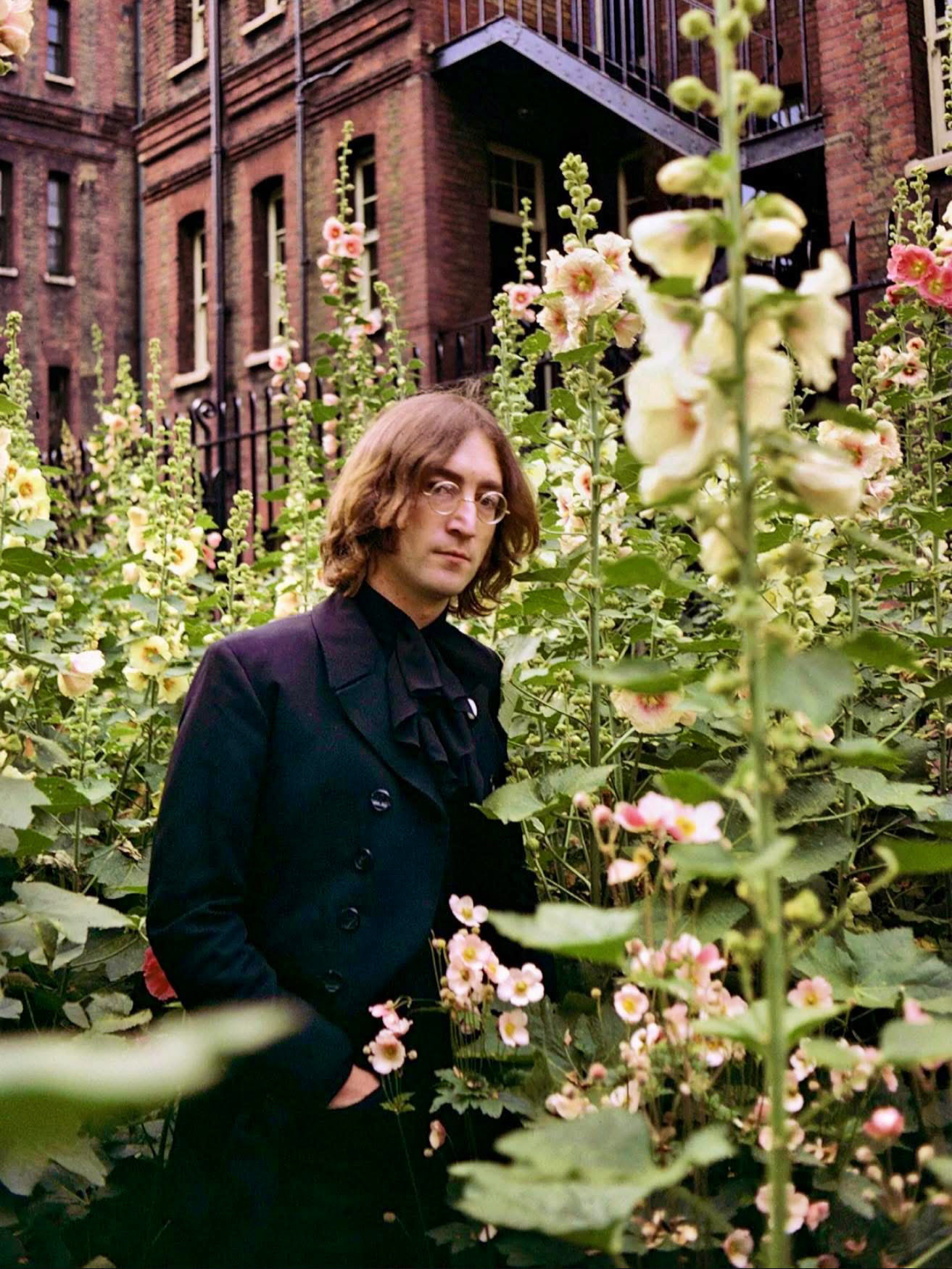 John Lennon: 85 años de un legado inmortal