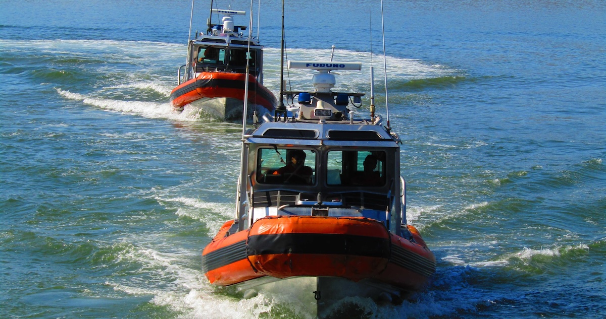 Rescate de 28 menores en altamar