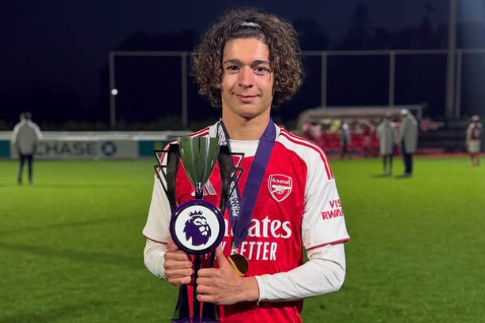 Arsenal debuta a un futbolista de 13 años en la UEFA Youth League