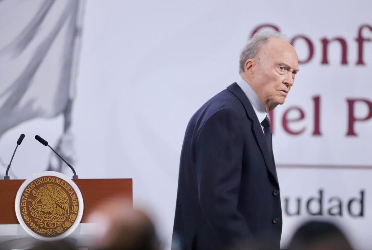 renuncia de Alejandro Gertz Manero a la Fiscalía General