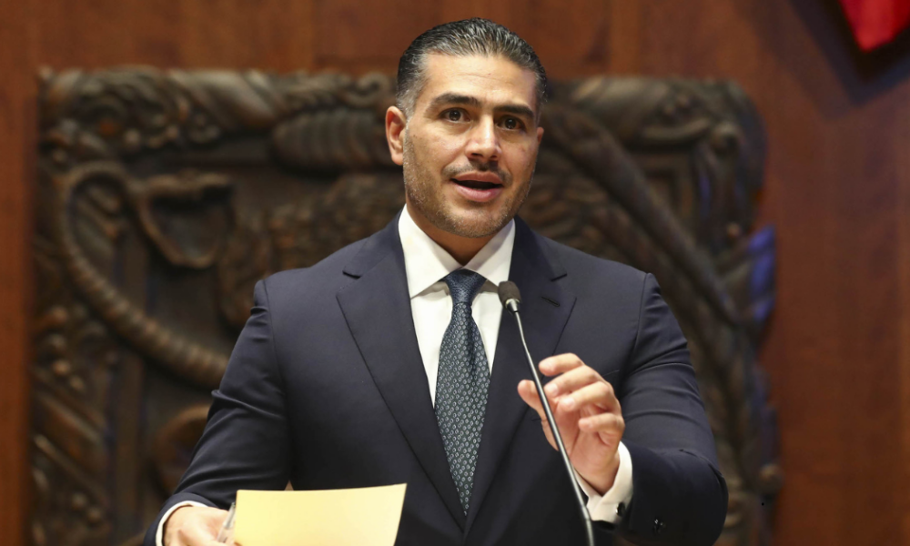 Omar García Harfuch durante conferencia donde niega vínculo entre extorsionador detenido y la CATEM