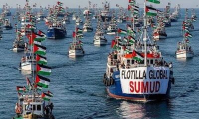 Embarcaciones de la flotilla humanitaria a Gaza zarpan desde el puerto de Barcelona con banderas palestinas y activistas a bordo.