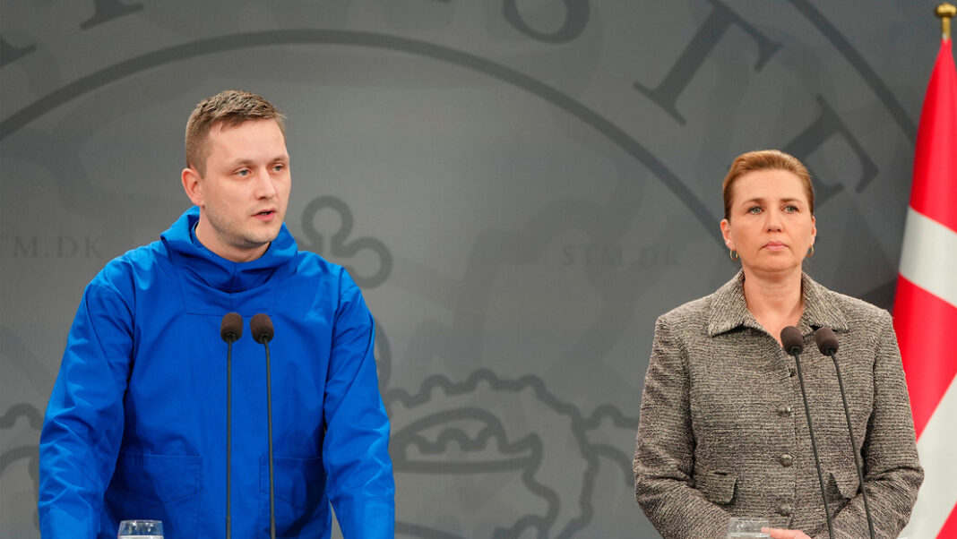 Rechazo de Groenlandia a EU durante conferencia del primer ministro junto a Dinamarca