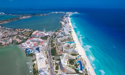 QRoo roza lleno hotelero