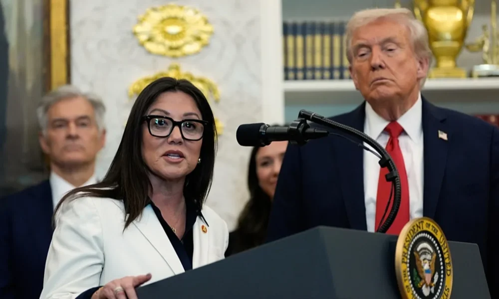 Renuncia secretaria de trabajo