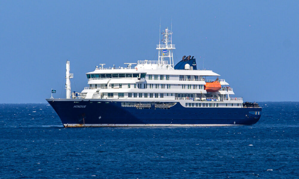 brote de hantavirus crucero