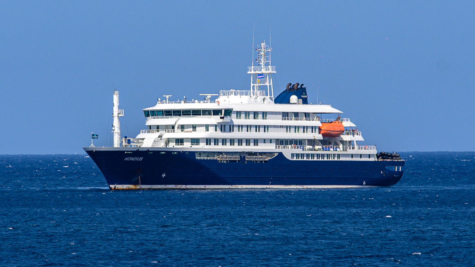 brote de hantavirus crucero