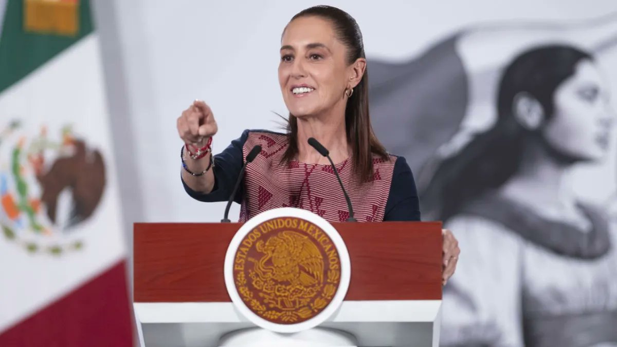 Sheinbaum critica a TV Azteca en mañanera