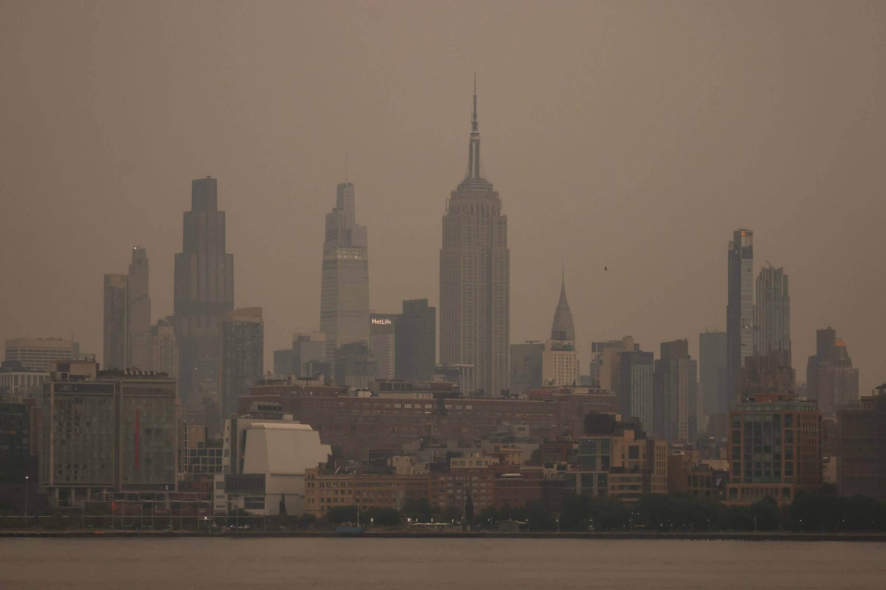 New York en alerta: cubre humo