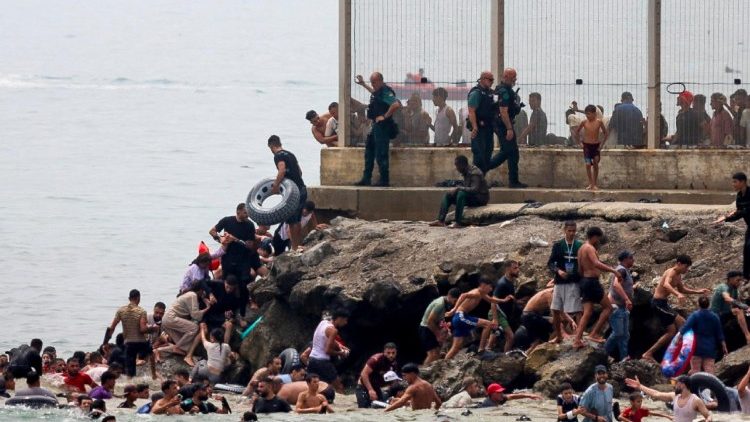 emergencia migratoria en Ceuta