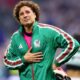 Memo Ochoa anuncia oficialmente su retiro del futbol