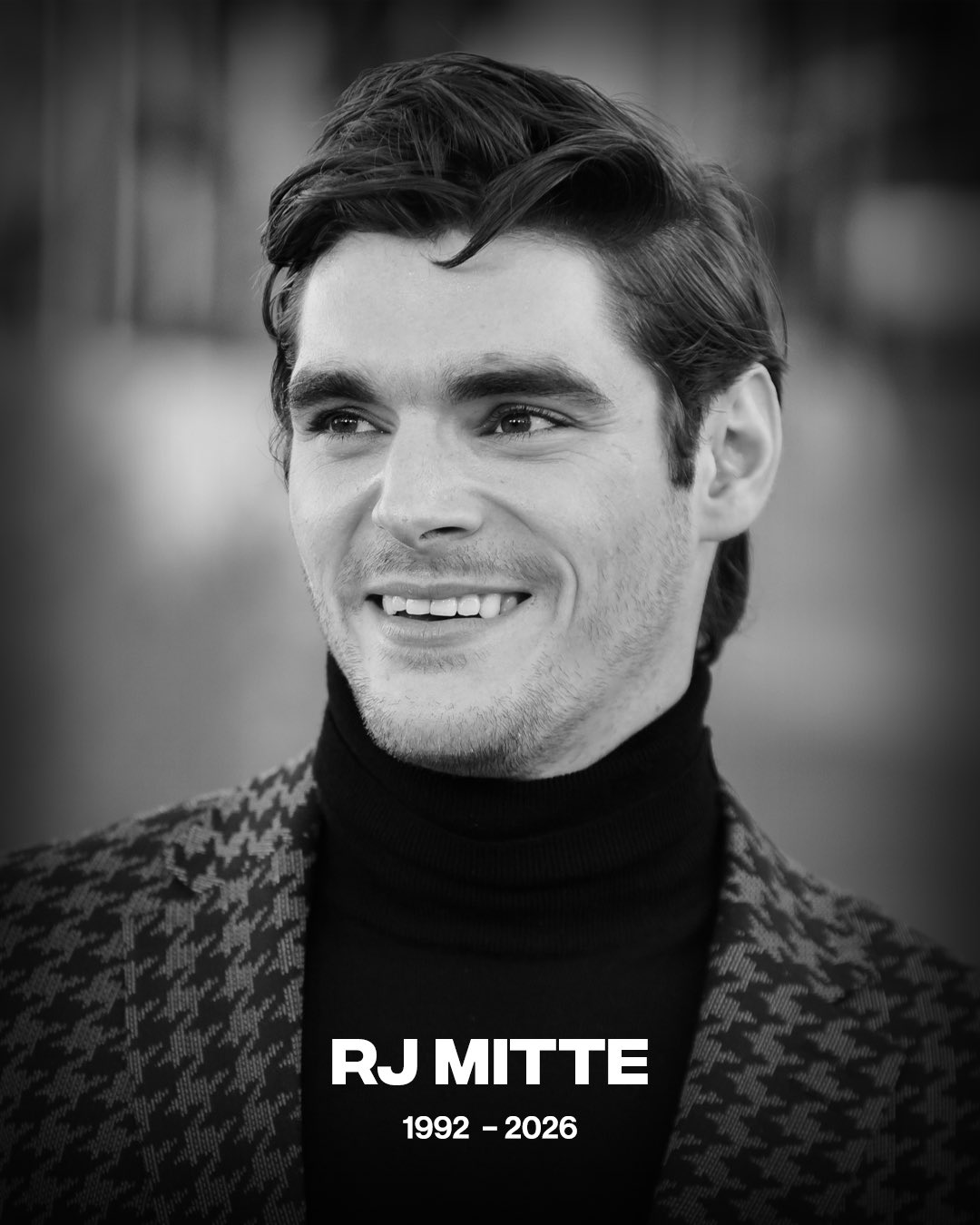 Muere a los 34 años el actor RJ Mitte